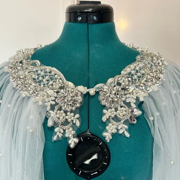 Tulle Pearl & Rhinestone Cathedral Length White/Winter White Bride/Costume Cape - Picture 4 of 8
